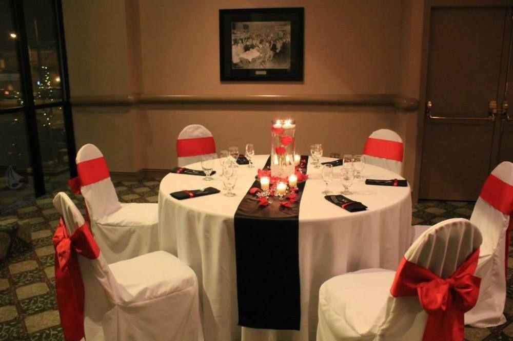 The Royal Anne Hotel Kelowna Exterior photo
