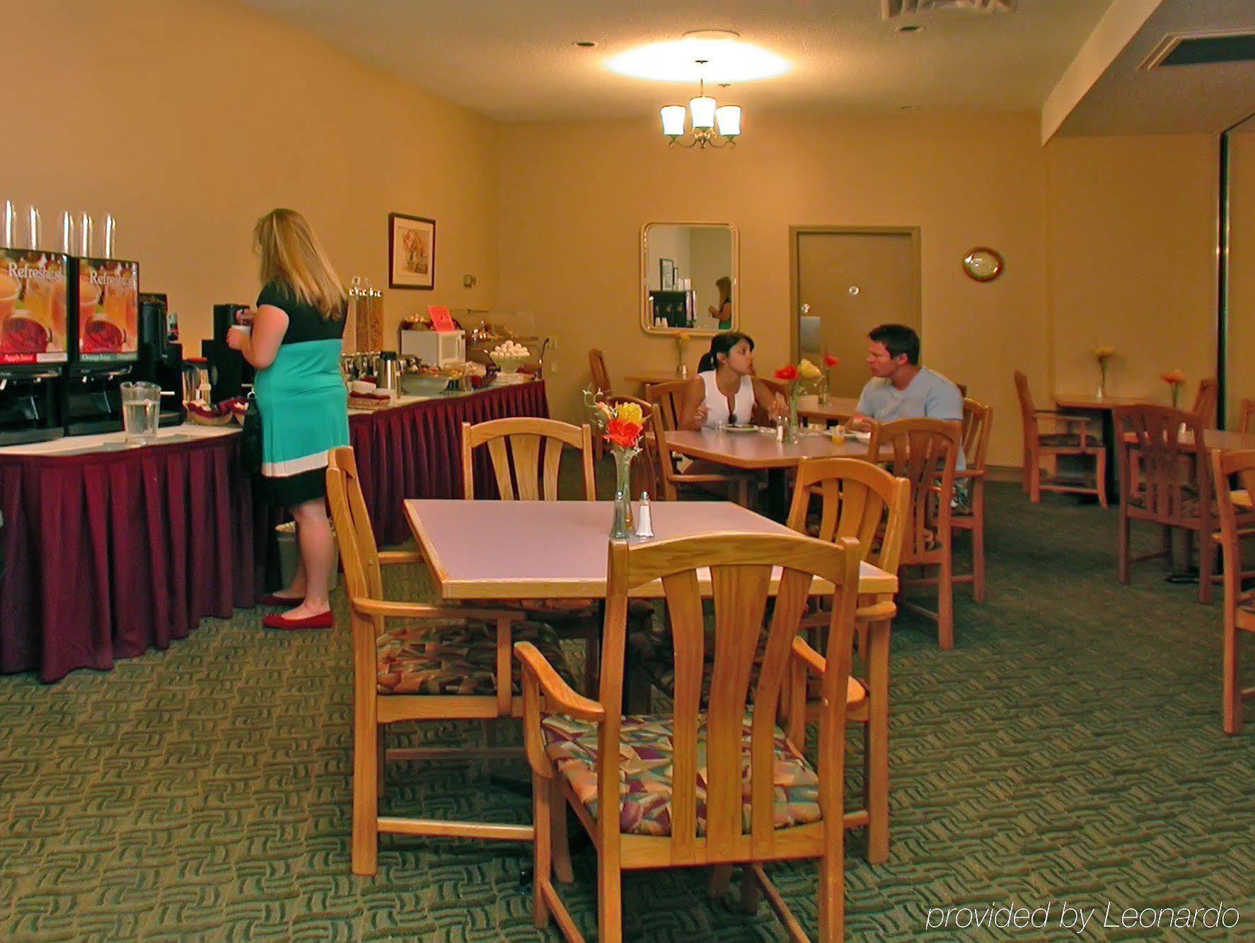 The Royal Anne Hotel Kelowna Restaurant photo