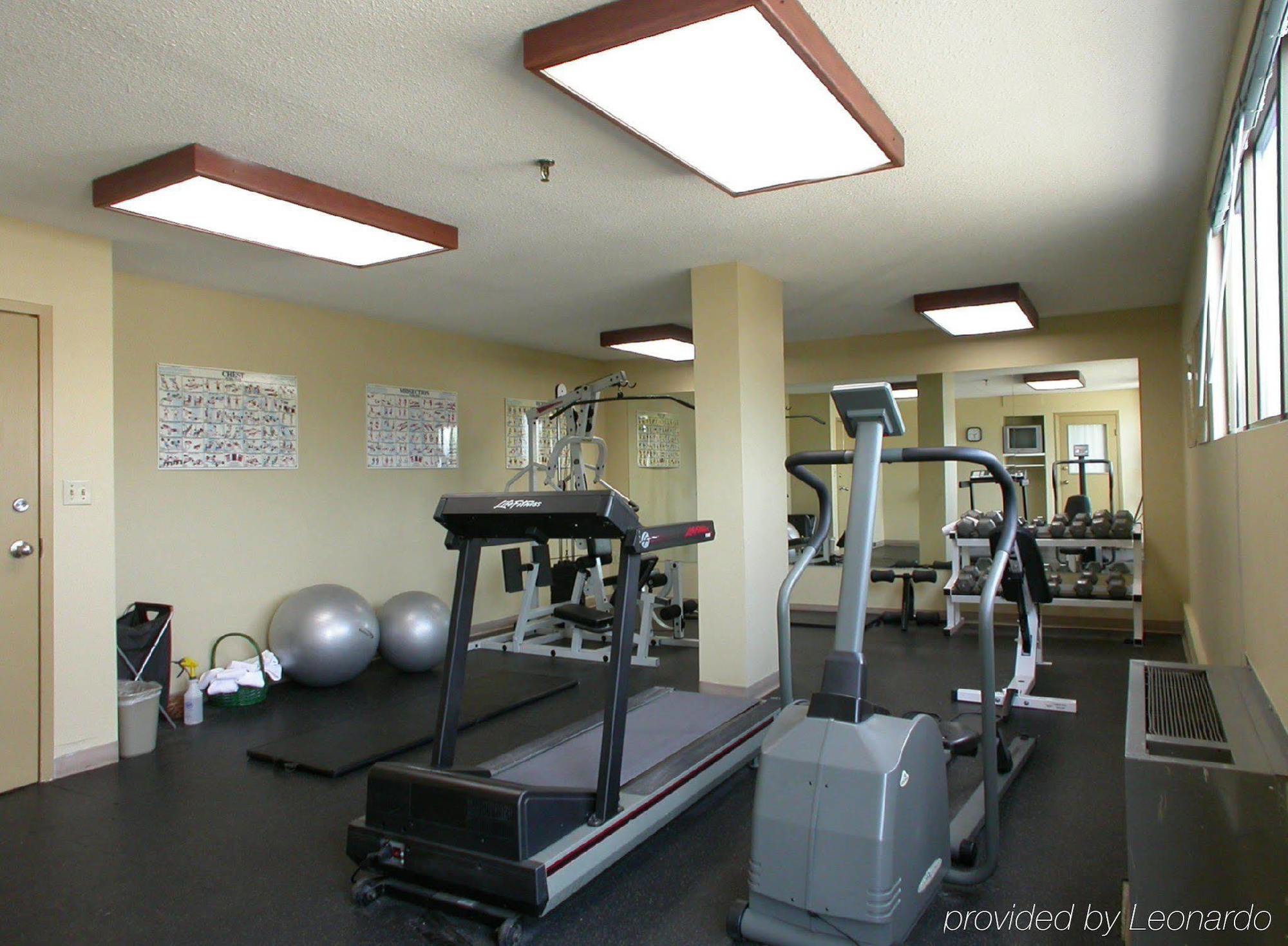 The Royal Anne Hotel Kelowna Exterior photo