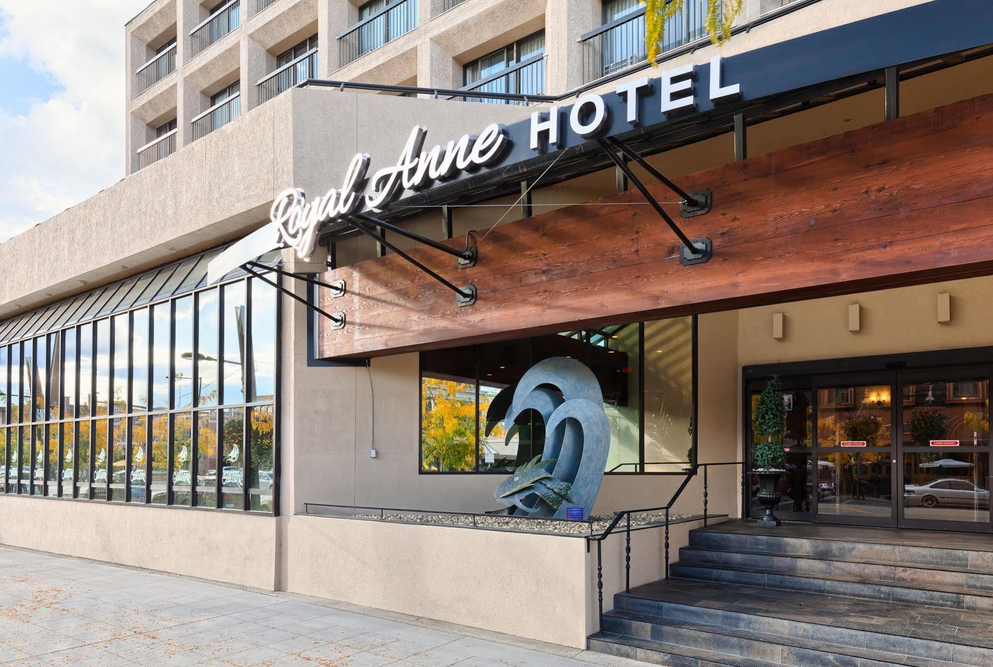 The Royal Anne Hotel Kelowna Exterior photo